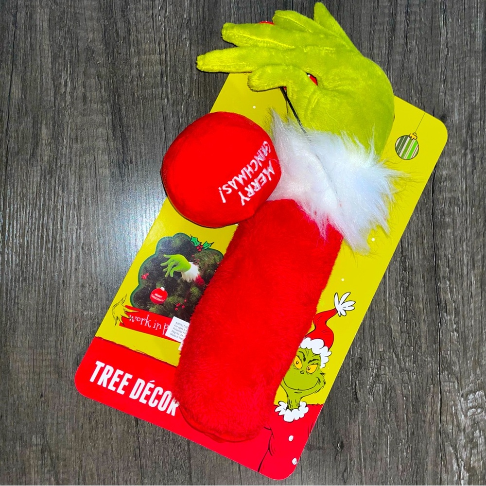 SOLD‼️🎄💚 MERRY GRINCHMAS GRINCH HAND TREE DECOR 💚🎄